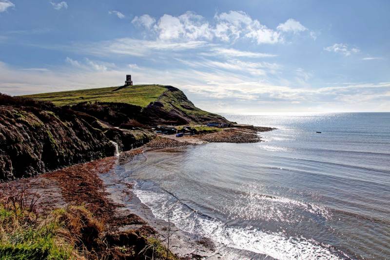 Kimmeridge-Bay-and-Clavell-Tower-Dorset