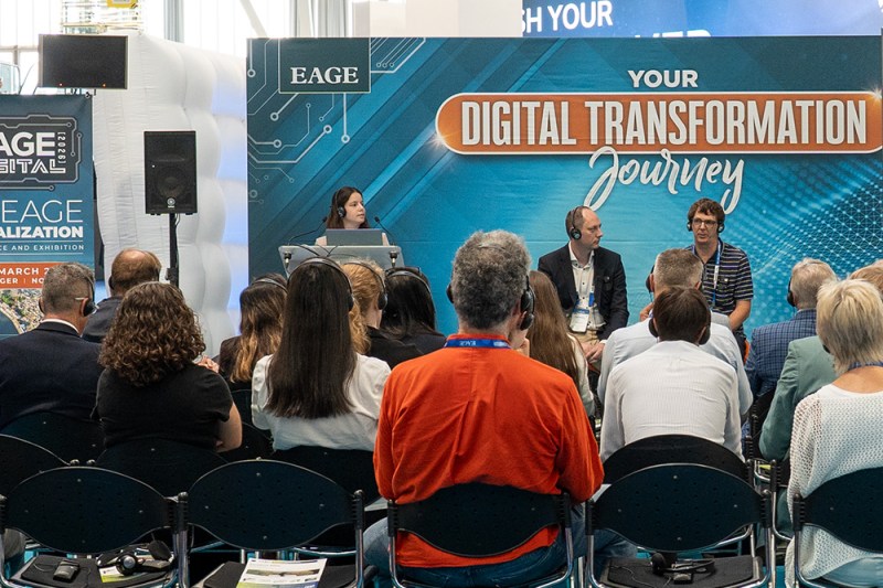 Panel-Discussion_for-group-of-people