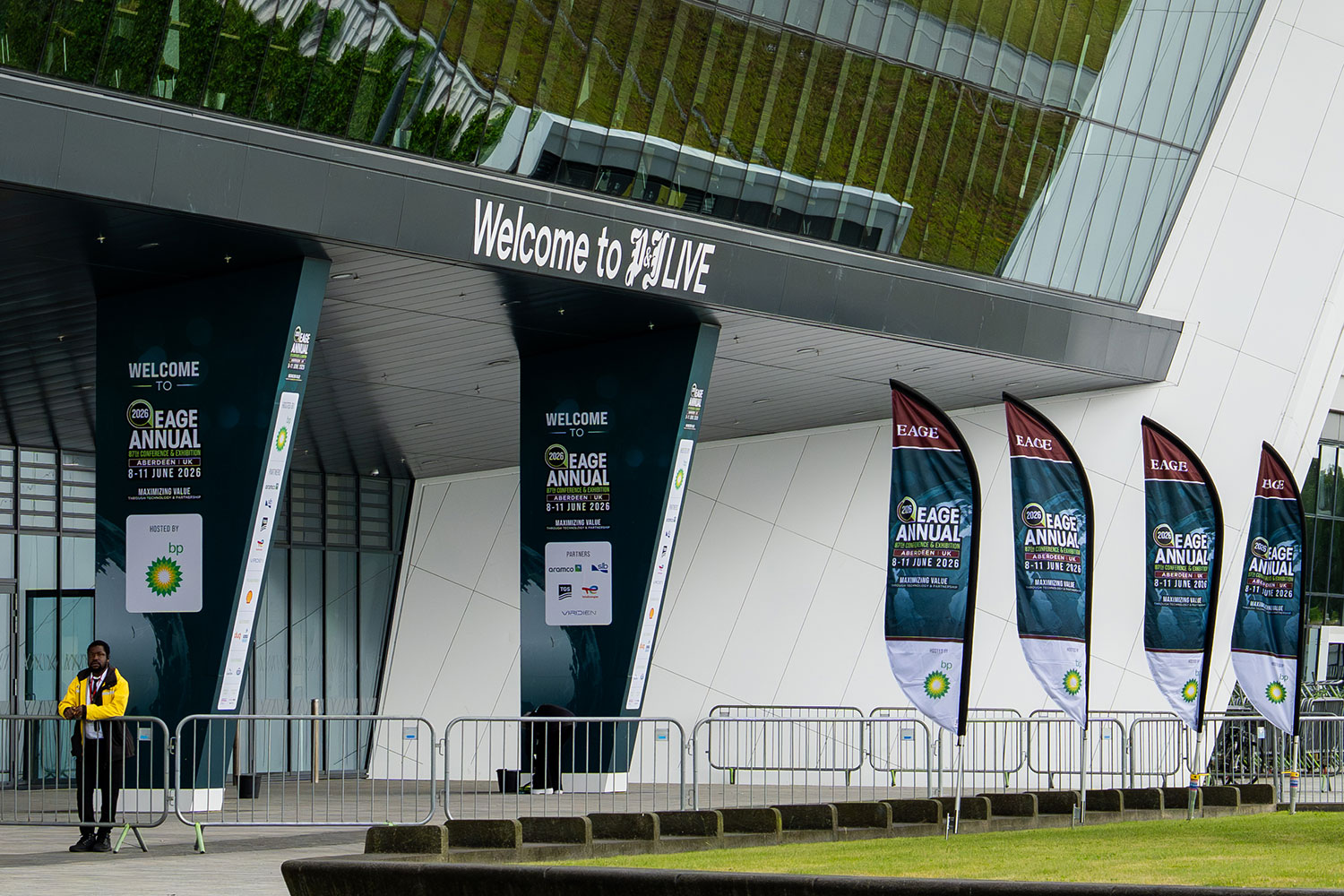 Aberdeen_OutsideSignageSponsors